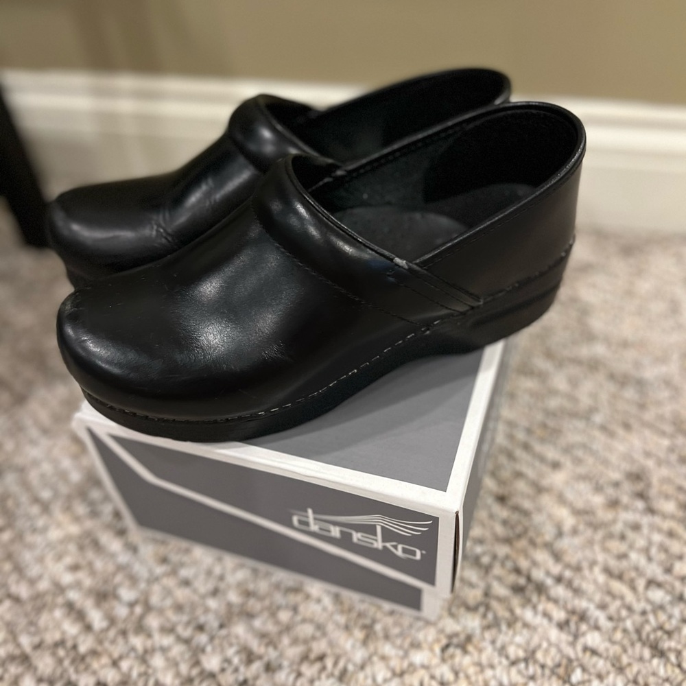 Dansko Sleek Black Leather Clogs